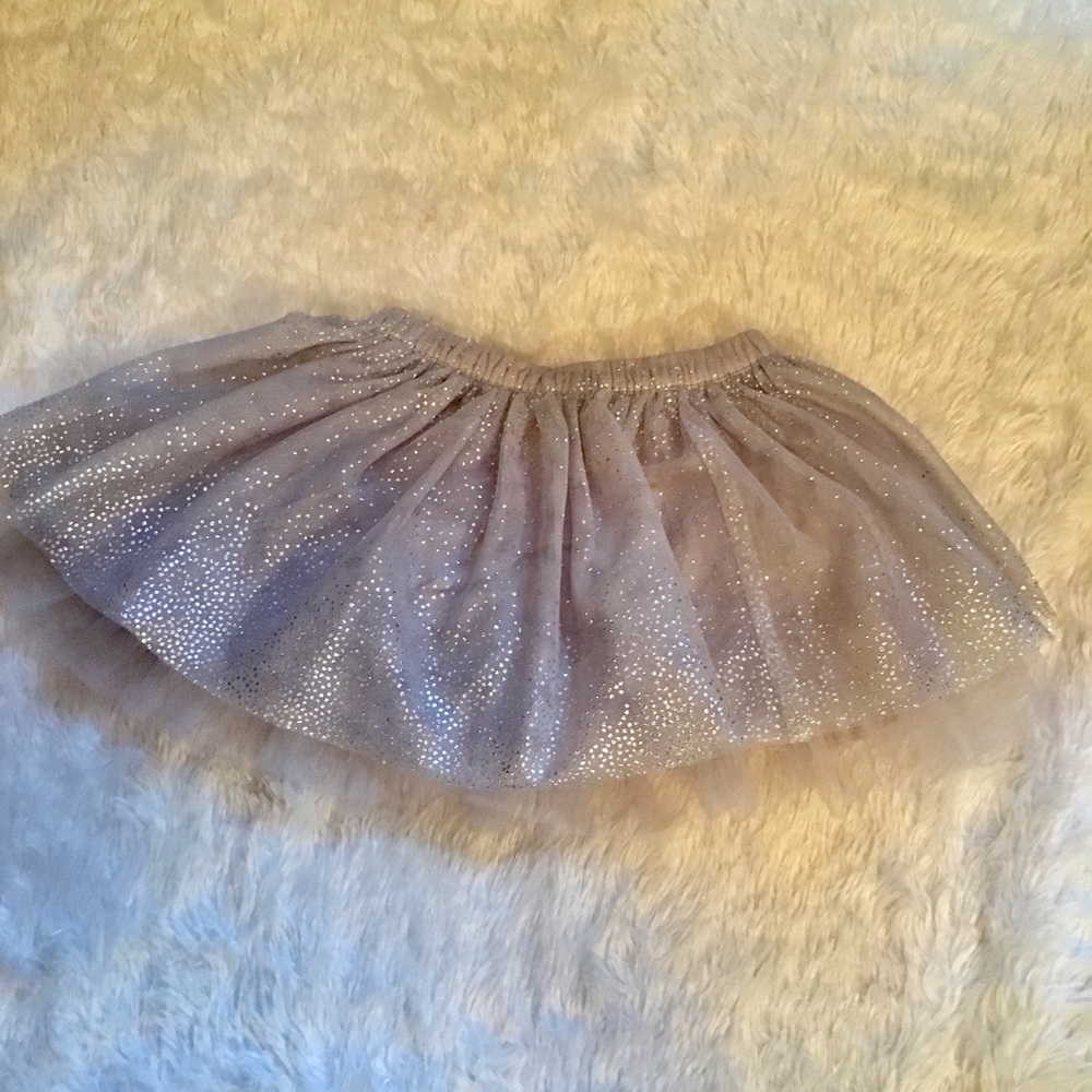 CHEROKEE Silver sparkly skirt